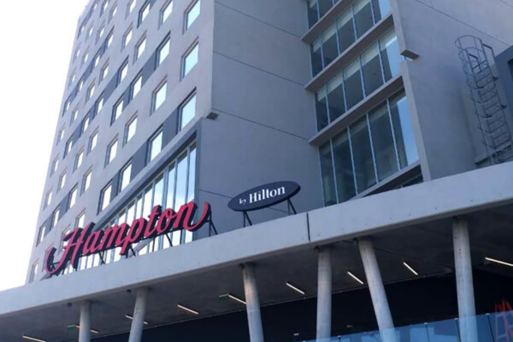 Hampton by Hilton
